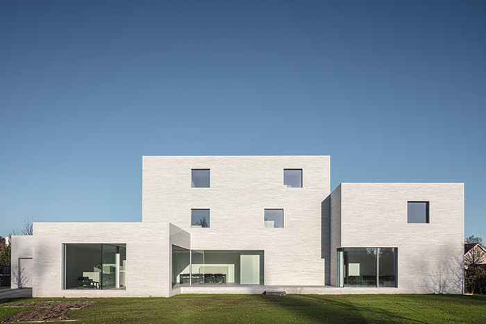 grijs aluminium buitenschrijnwerk, Lootens